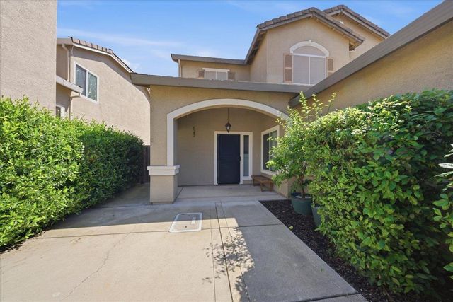 336 Wildflower Dr, Roseville, CA 95678