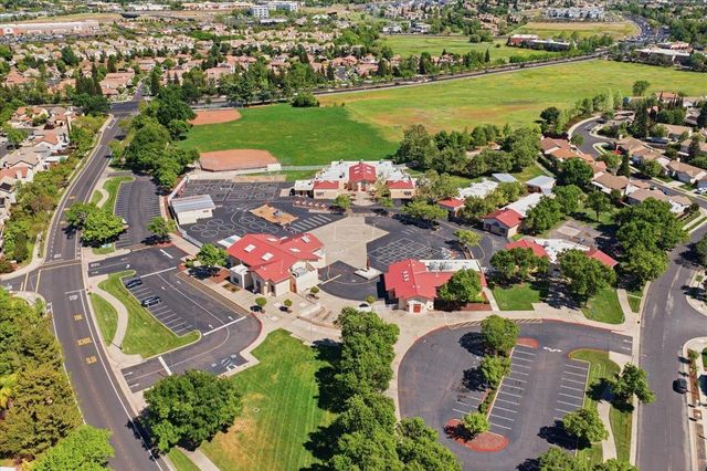 336 Wildflower Dr, Roseville, CA 95678