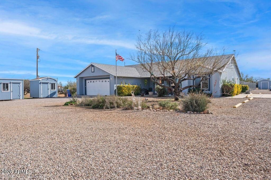 Image 37 of property listing at 460 E HIGHWAY 82 --, Huachuca City, AZ 85616