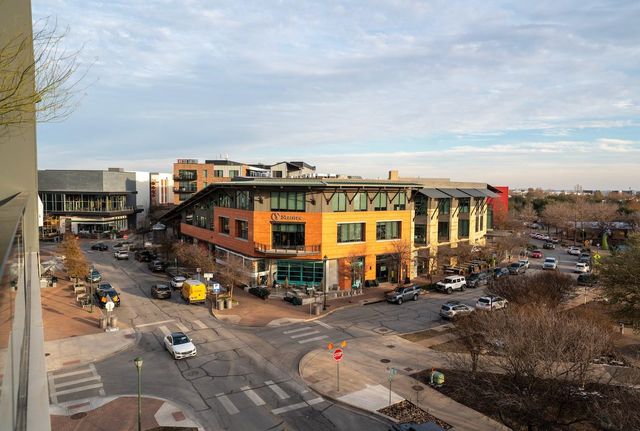 1701 Simond Ave 212, Austin, TX 78723