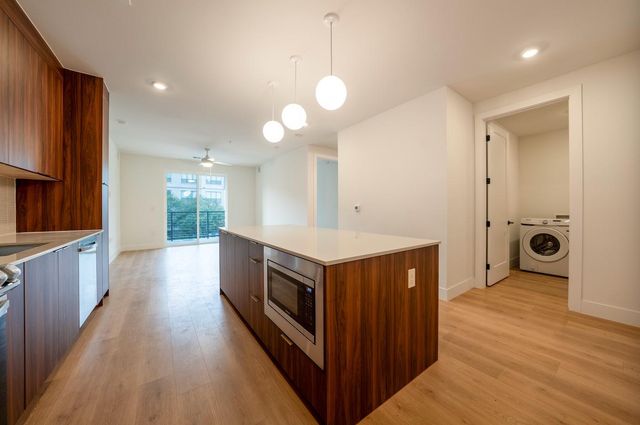 1701 Simond Ave 212, Austin, TX 78723