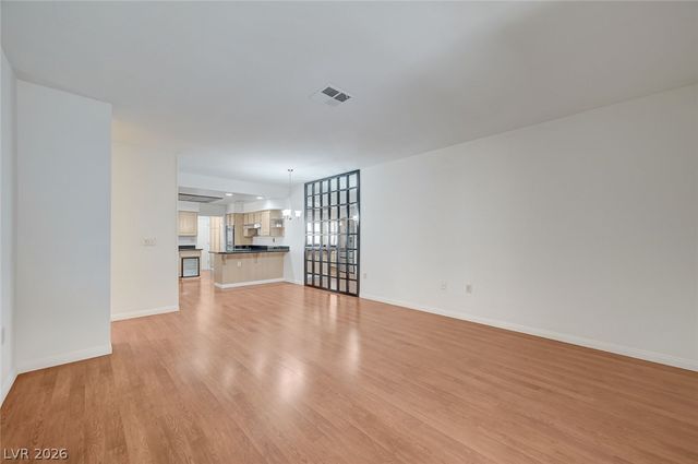 461 Purple Finch Drive, Las Vegas, NV 89107