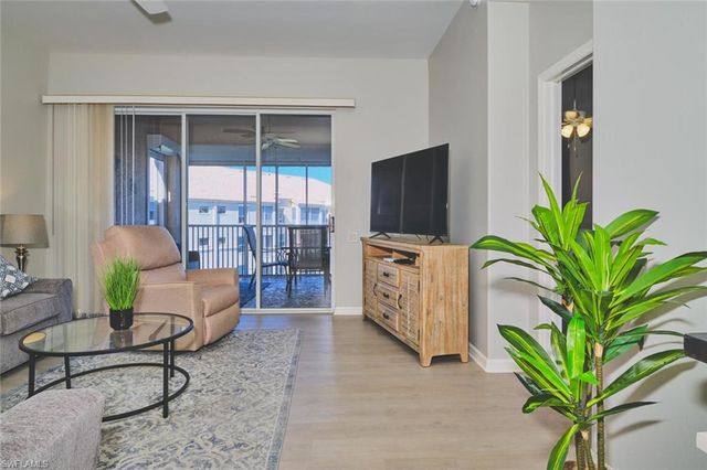 9100 Southmont CV 302, Fort Myers, FL 33908