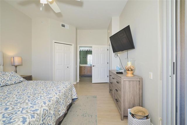 9100 Southmont CV 302, Fort Myers, FL 33908