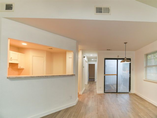 5401 Atascosa DR, Austin, TX 78744