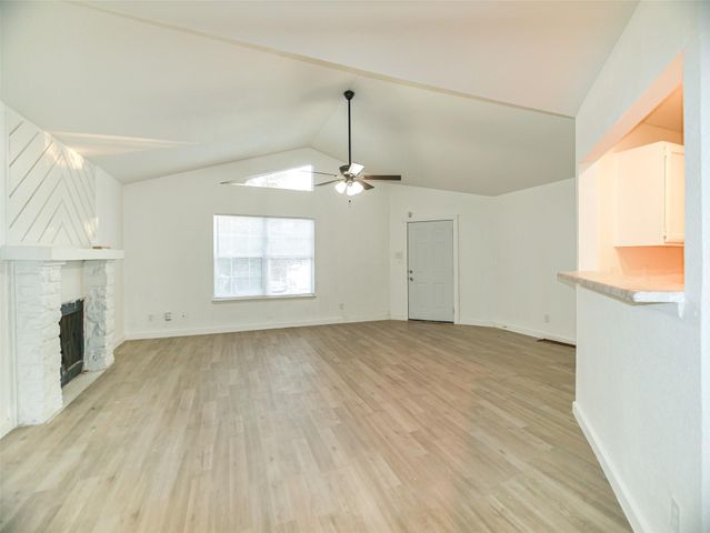 5401 Atascosa DR, Austin, TX 78744