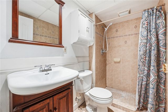 114 Rembrandt Dr, Twp Of But Se, PA 16002