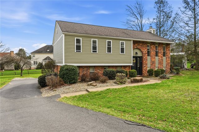 114 Rembrandt Dr, Twp Of But Se, PA 16002