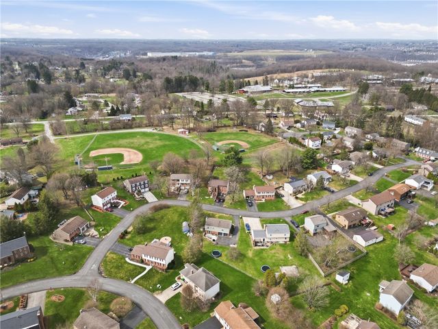 114 Rembrandt Dr, Twp Of But Se, PA 16002