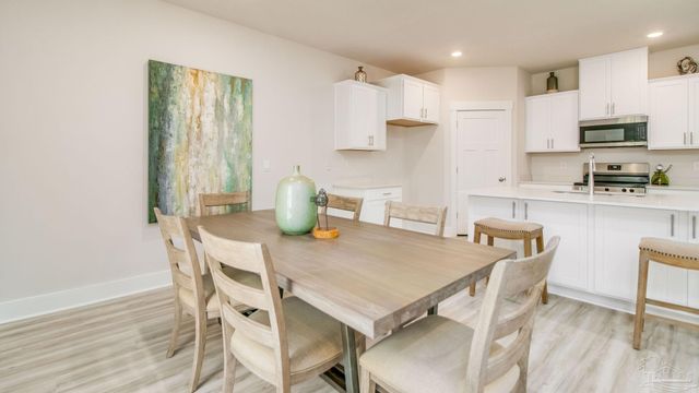 2127 Chirping Cricket Ct, Gulf Breeze, FL 32563
