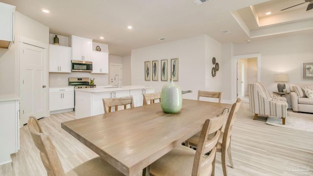 2127 Chirping Cricket Ct, Gulf Breeze, FL 32563