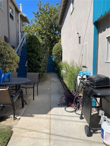 1104 Graynold Avenue, Glendale, CA 91202