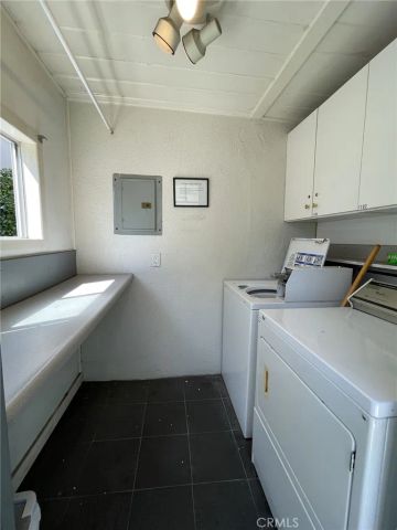 1104 Graynold Avenue, Glendale, CA 91202