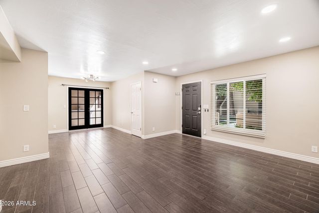 5402 E WINDSOR Avenue 2, Phoenix, AZ 85008