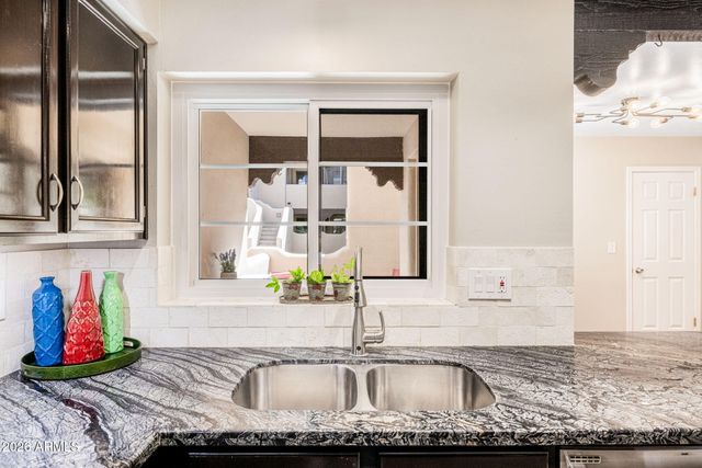 5402 E WINDSOR Avenue 2, Phoenix, AZ 85008