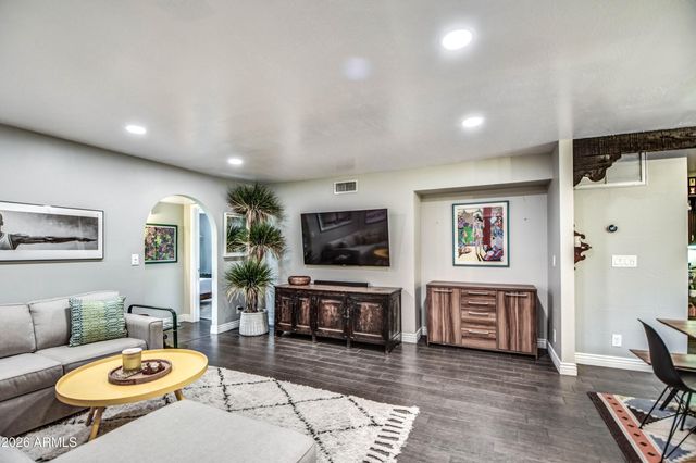 5402 E WINDSOR Avenue 2, Phoenix, AZ 85008