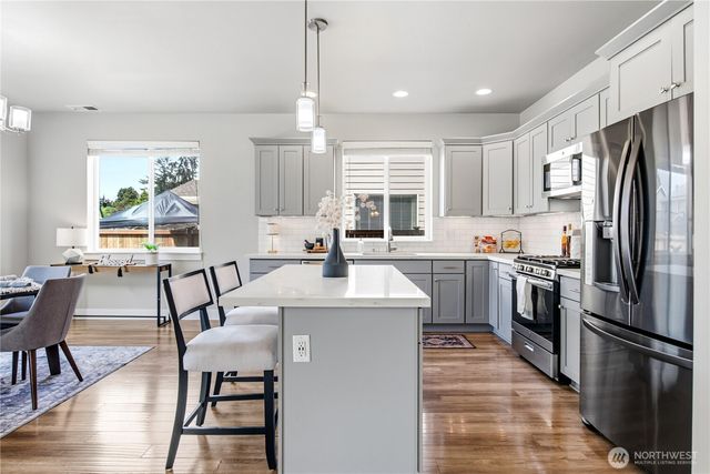 6614 S Mullen Street, Tacoma, WA 98409
