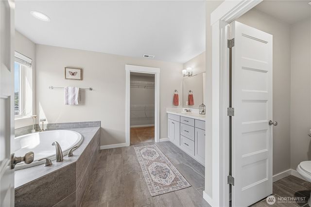 6614 S Mullen Street, Tacoma, WA 98409