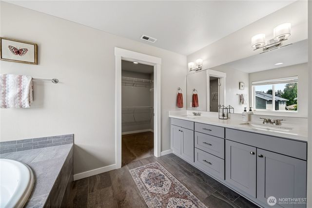 6614 S Mullen Street, Tacoma, WA 98409