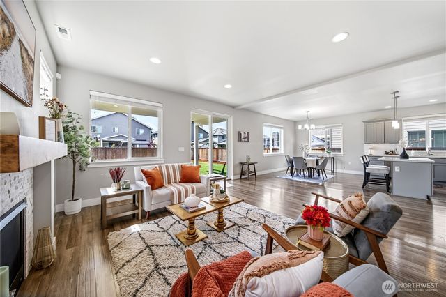 6614 S Mullen Street, Tacoma, WA 98409