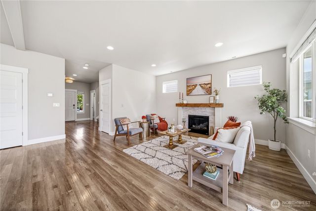 6614 S Mullen Street, Tacoma, WA 98409