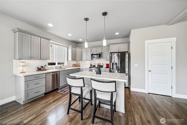 6614 S Mullen Street, Tacoma, WA 98409