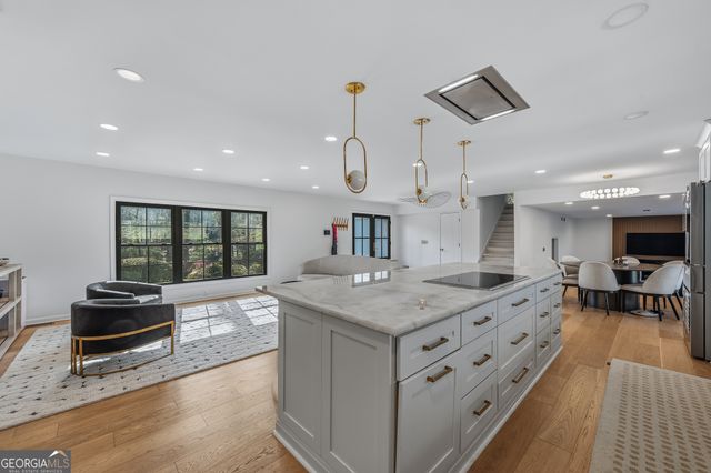 855 Flamingo Drive SW, Atlanta, GA 30311
