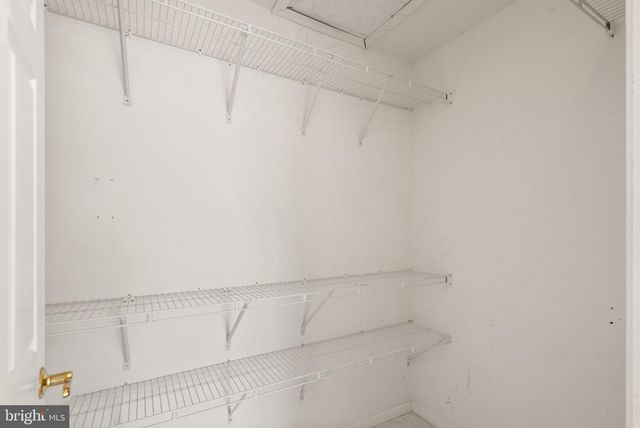 25488 CROSSFIELD DR, Chantilly, VA 20152