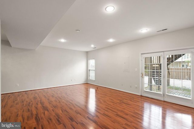 25488 CROSSFIELD DR, Chantilly, VA 20152