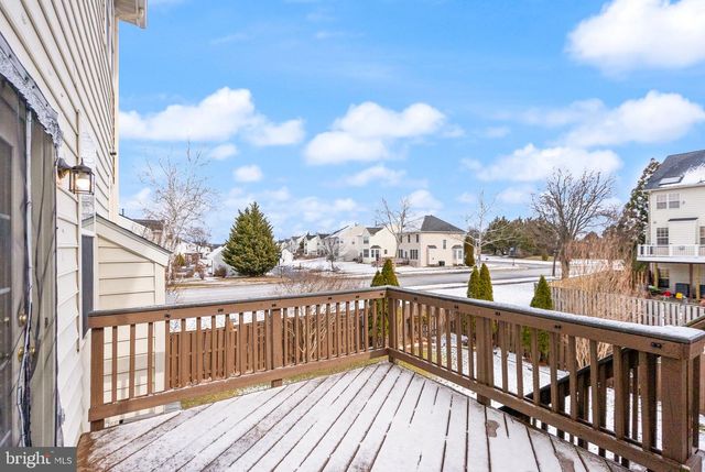 25488 CROSSFIELD DR, Chantilly, VA 20152