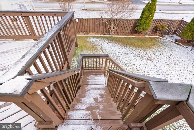 25488 CROSSFIELD DR, Chantilly, VA 20152