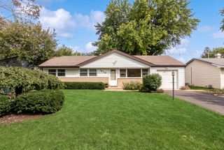 1814 Grandview Drive, Johnsburg, IL 60051