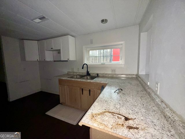 307 Old Dames Ferry Road, Forsyth, GA 31029