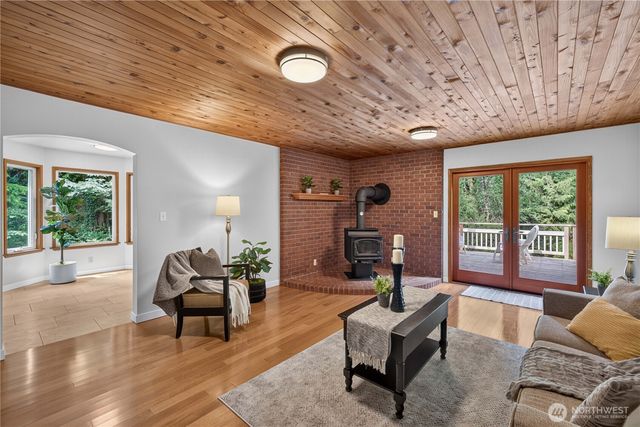 17432 Issaquah Hobart Road SE, Issaquah, WA 98027