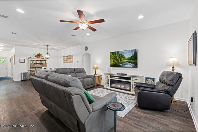 4746 PLYMOUTH Street, Jacksonville, FL 32205