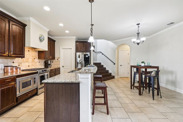 111 Via Toscana, Buda, TX 78610