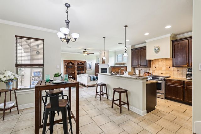 111 Via Toscana, Buda, TX 78610