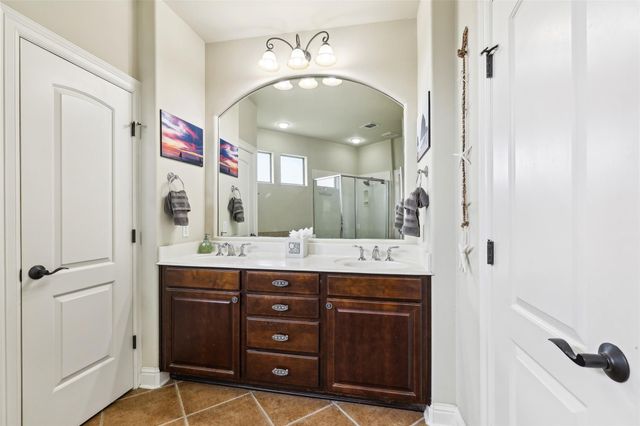 111 Via Toscana, Buda, TX 78610