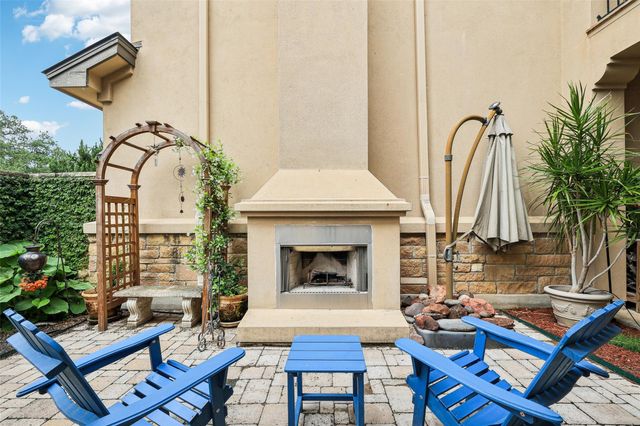 111 Via Toscana, Buda, TX 78610