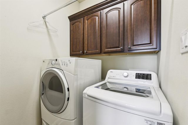 111 Via Toscana, Buda, TX 78610