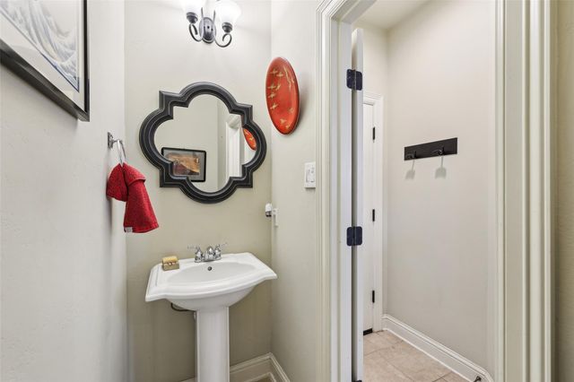 111 Via Toscana, Buda, TX 78610