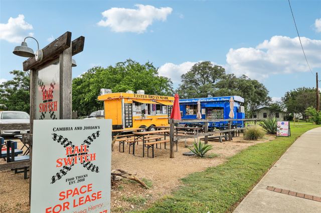 111 Via Toscana, Buda, TX 78610