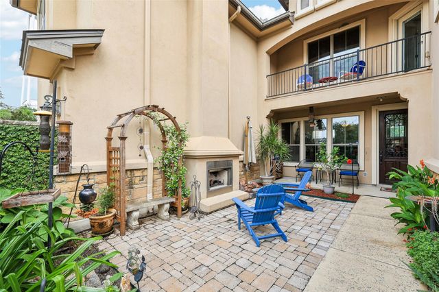 111 Via Toscana, Buda, TX 78610