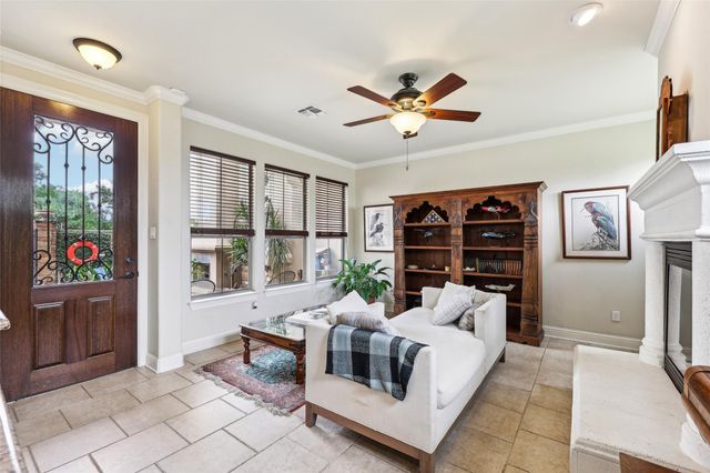 111 Via Toscana, Buda, TX 78610