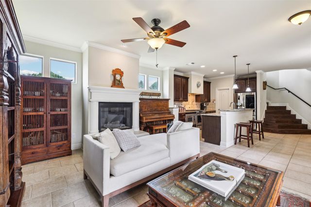 111 Via Toscana, Buda, TX 78610