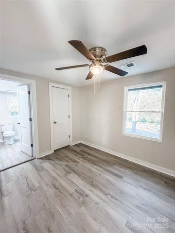 537 Maske Road, Mount Gilead, NC 27306