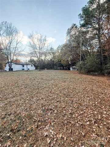537 Maske Road, Mount Gilead, NC 27306