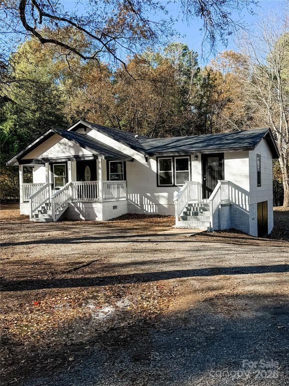 537 Maske Road, Mount Gilead, NC 27306