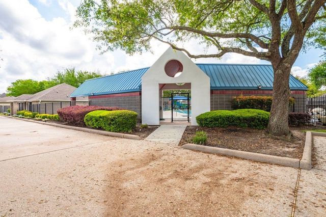 6415 Avenel Drive, Pasadena, TX 77505