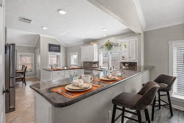 6415 Avenel Drive, Pasadena, TX 77505